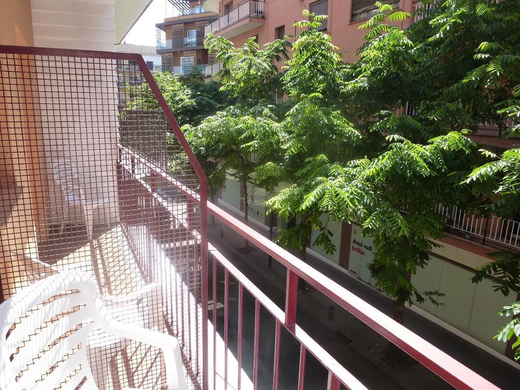 Pension El Ciervo Lloret de Mar Bagian luar foto